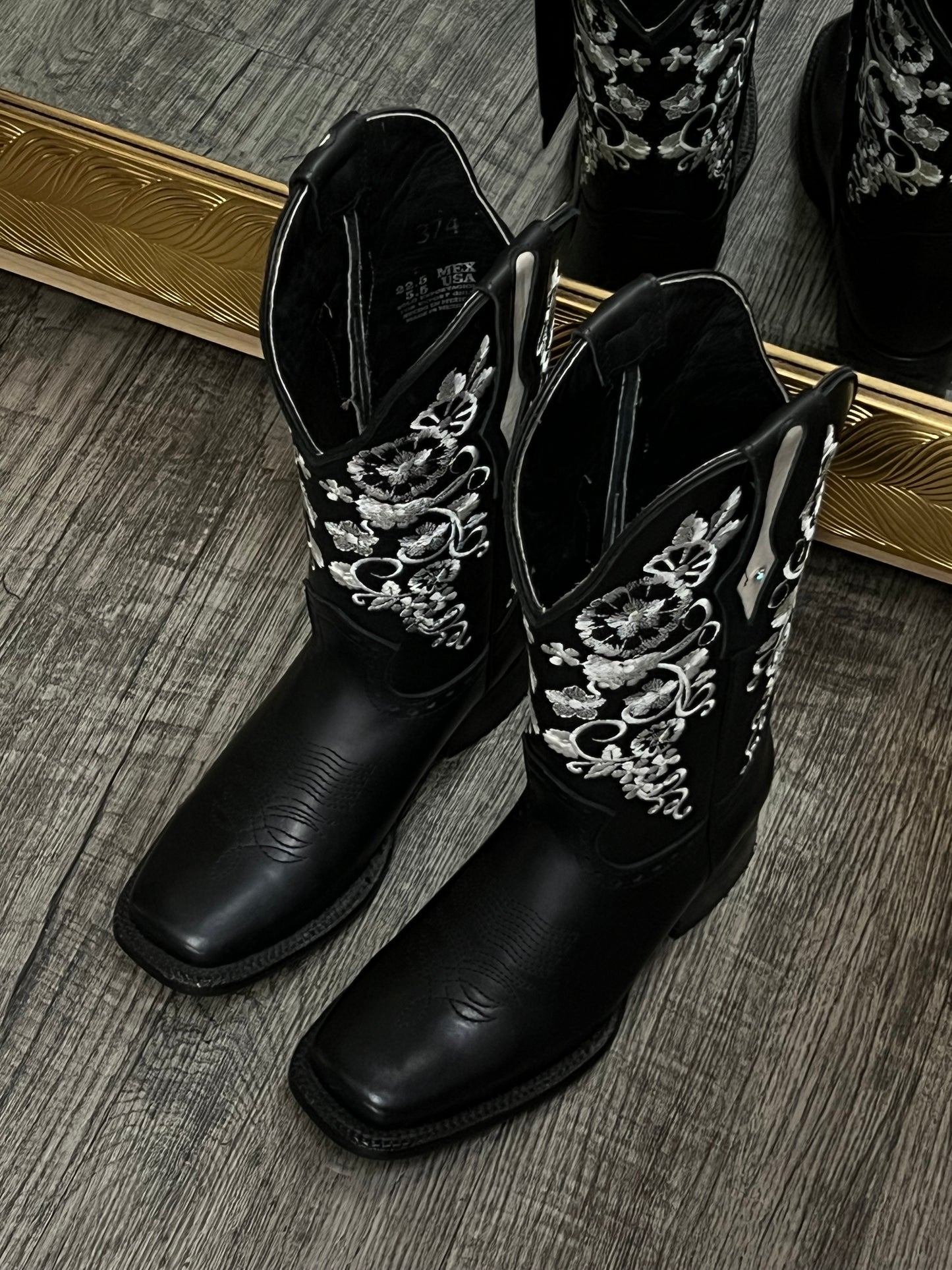 Florence Square Toe Boots